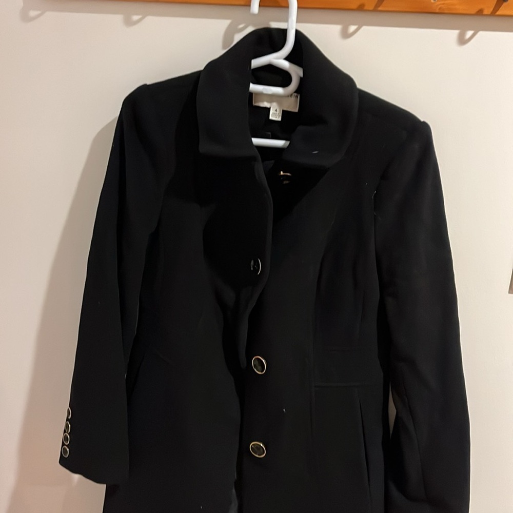 Great looking jacket by Anne Klein.  Gently used.